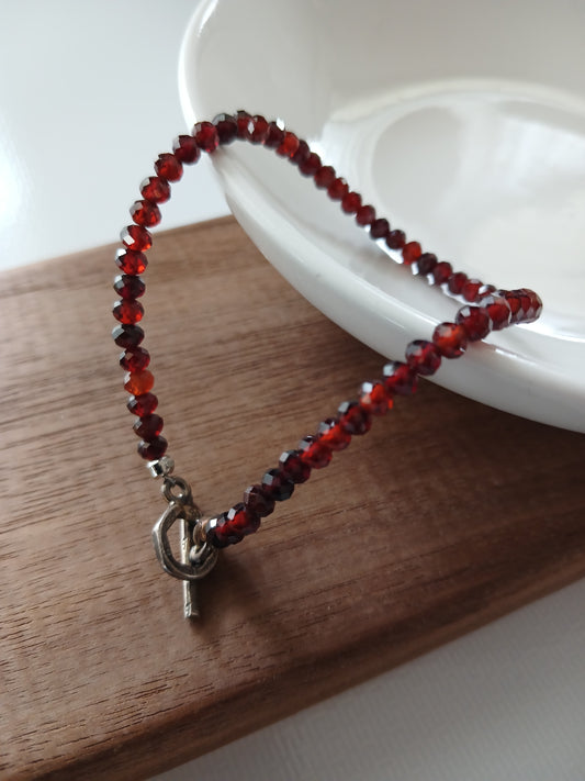 Garnet bracelet 3.8mm