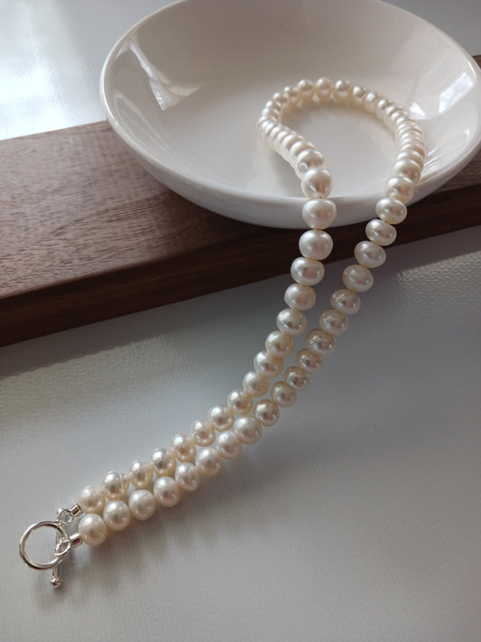 White pearl 8mm necklace